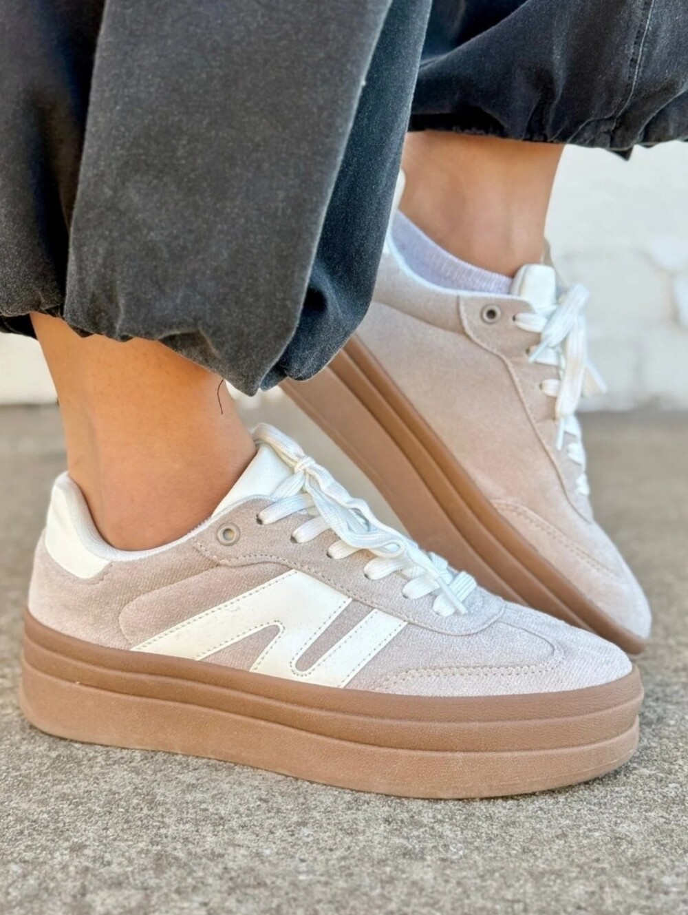 Boutique Beige Platform Sneakers with White Accents